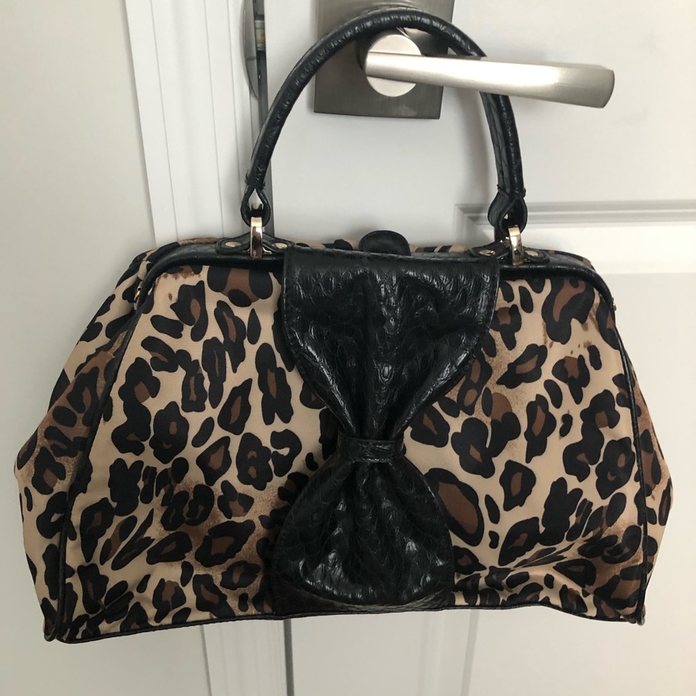 Jessica Simpson leopard print handbag